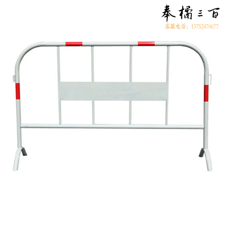 1.2*1*1.5米长 白红铁马